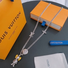 Louis Vuitton Necklaces